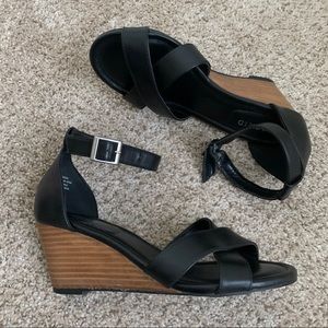 Torrid Black Ankle Strap Wedges 8.5W